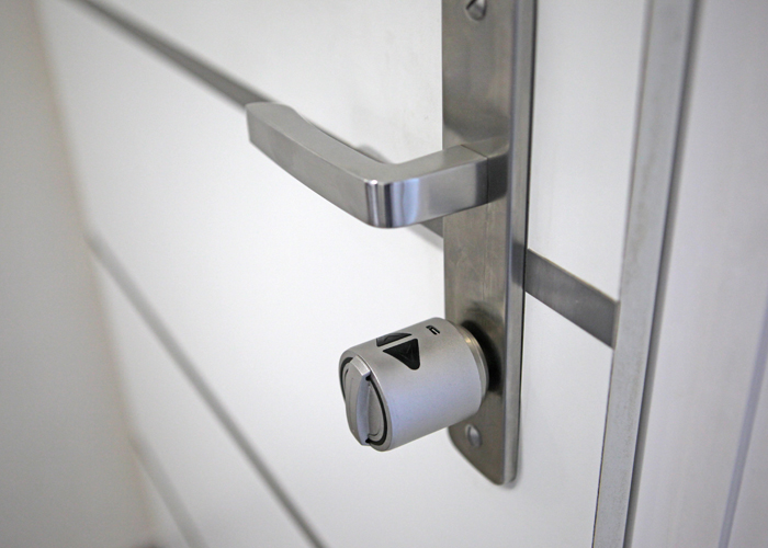 Chytrý zámek pro byt a dům: co umí, co nesplní a kdy se vyplatí